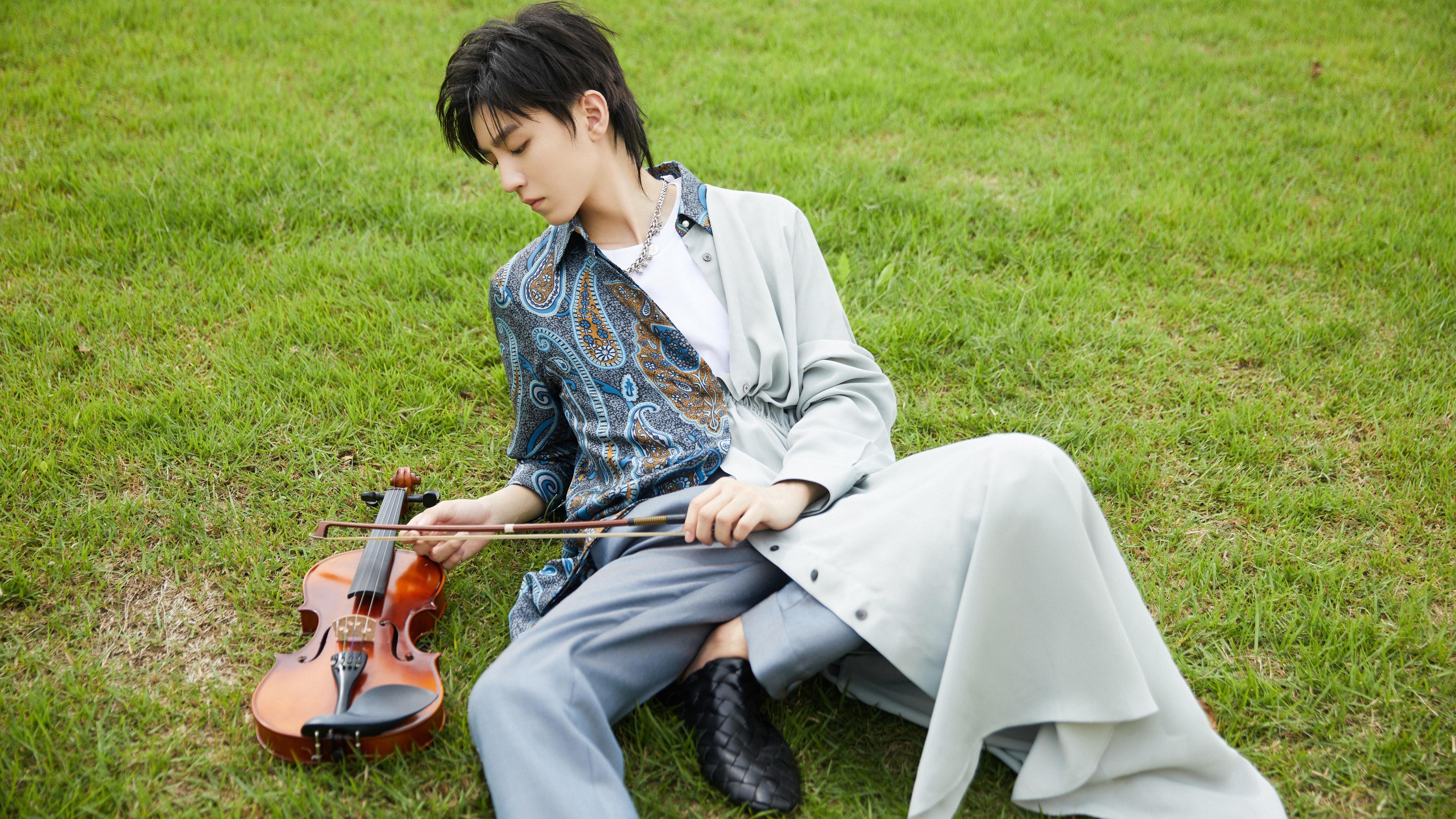 “足球+科技+文化”行业融合成果不断丰富,行业空间不断扩大,足球行业的商业模式